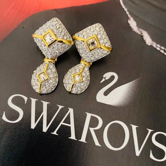 Swarovski Crystal Encrusted Gold Tone Dangle Statement Earrings - Picture 2 of 8
